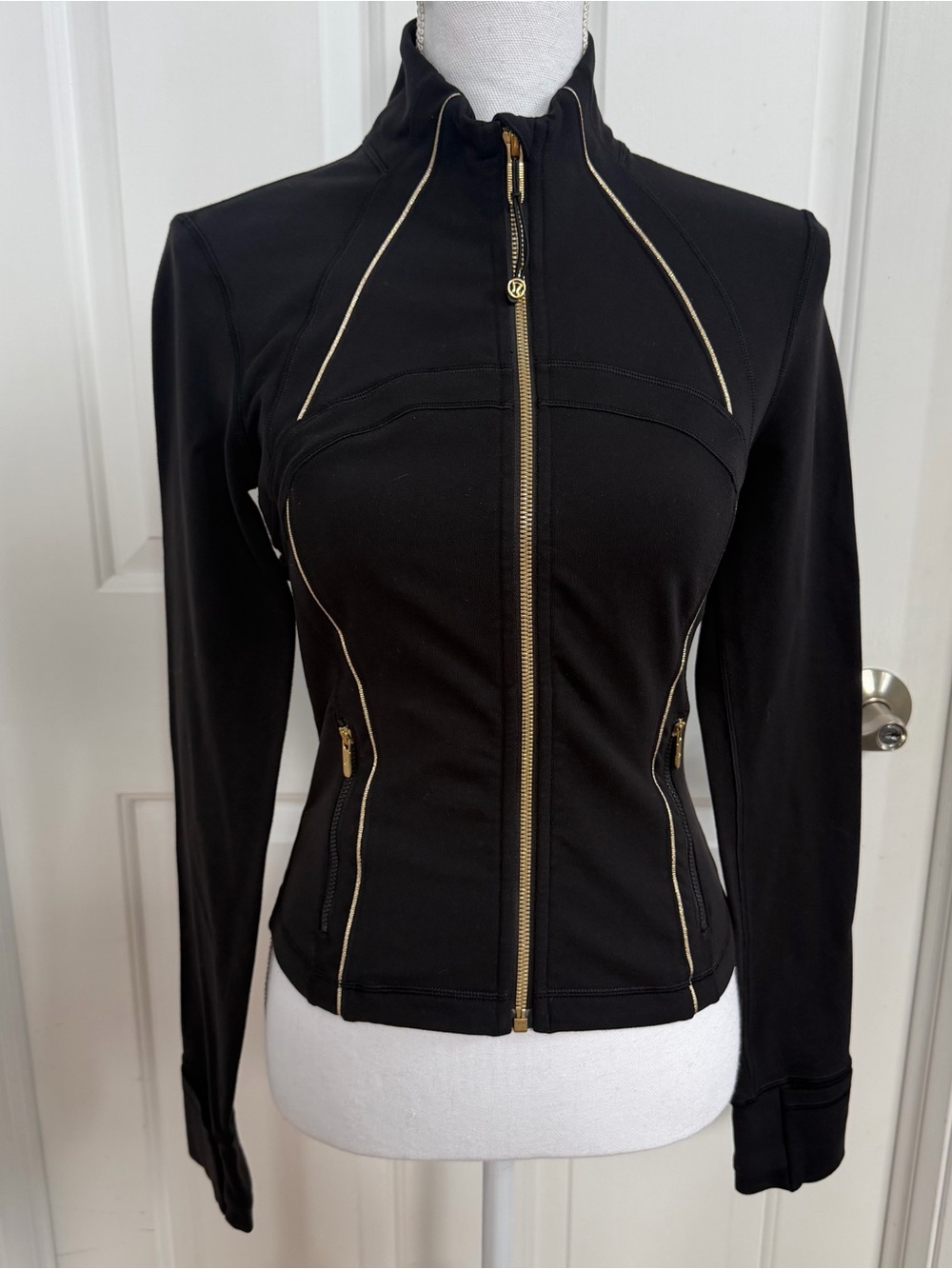 Lululemon Define Cropped Jacket - ✨Sparkle